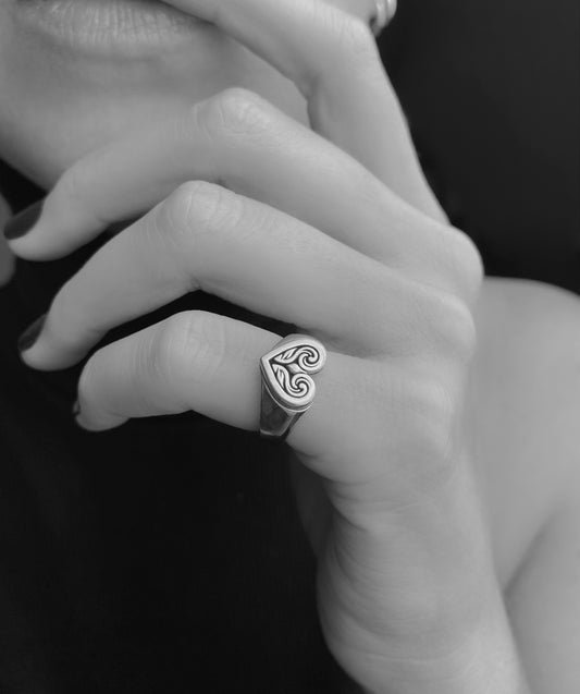 Small Heart silver signet ring