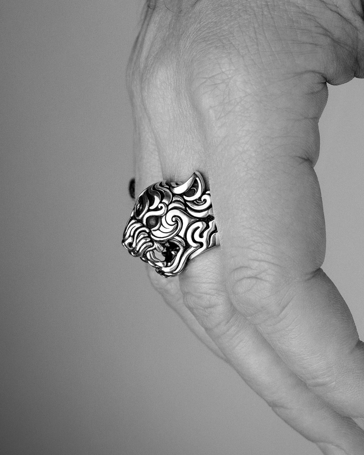 Oni Tiger Ring
