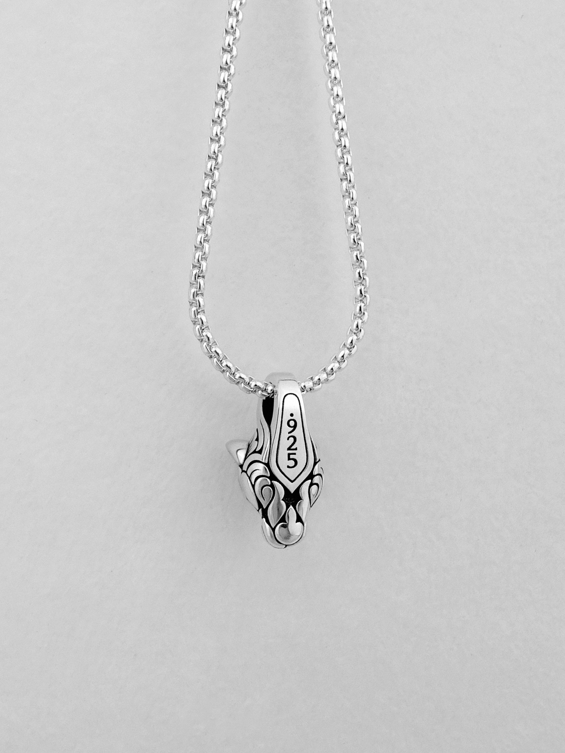 Silver fox pendant back