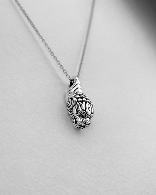 Small silver Foo Dog pendant