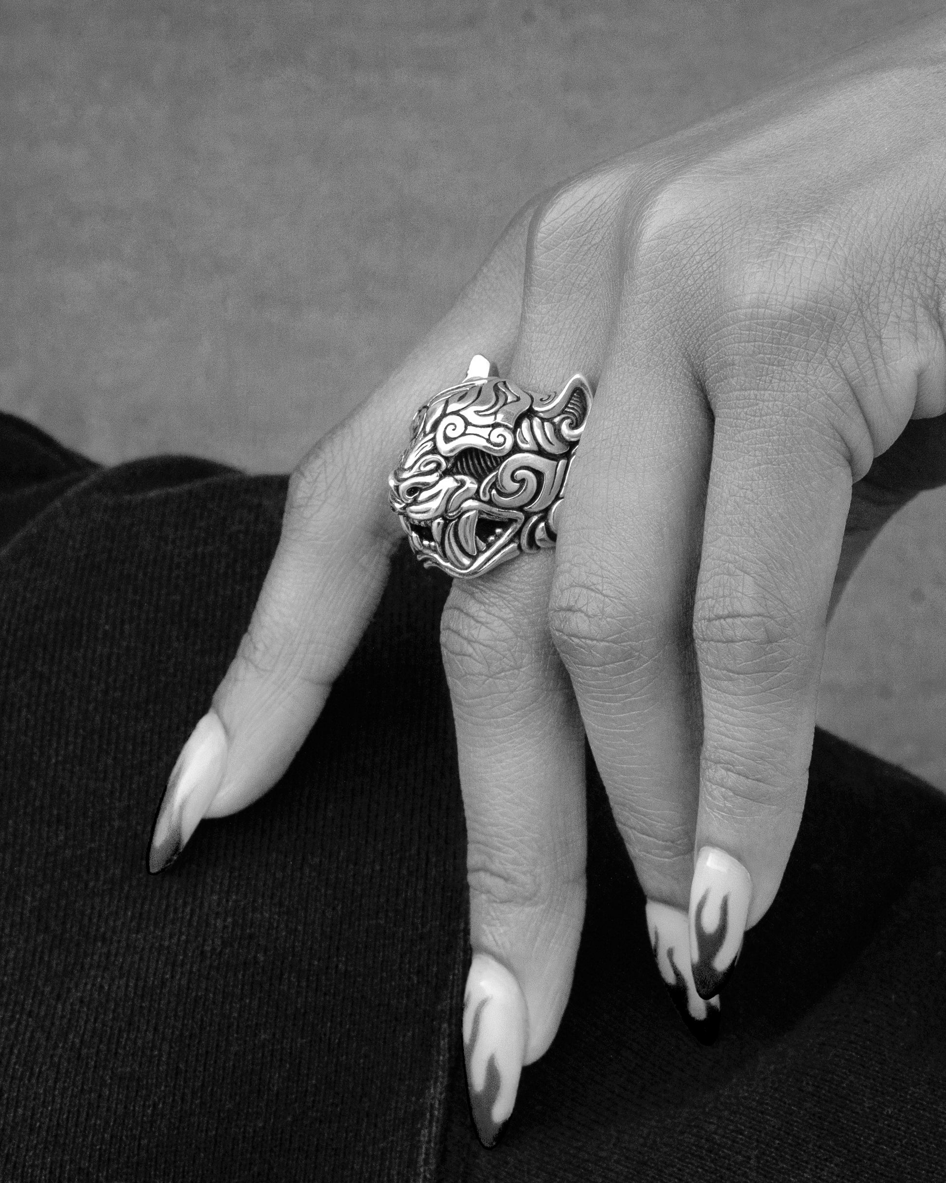 Streetwear Silver Oni Mask knuckle ring