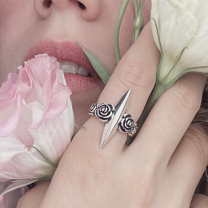 Edgy silver Roses and Spike ring