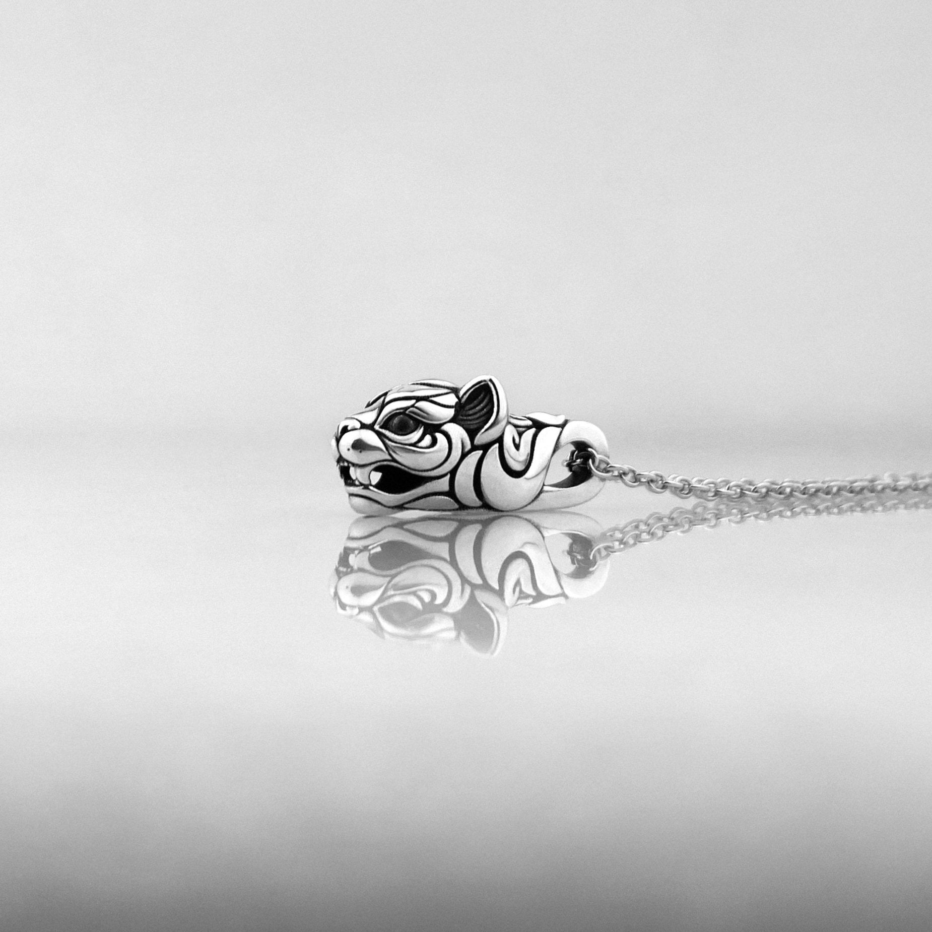 Dainty Silver Ornate Kitty Cat Charm 