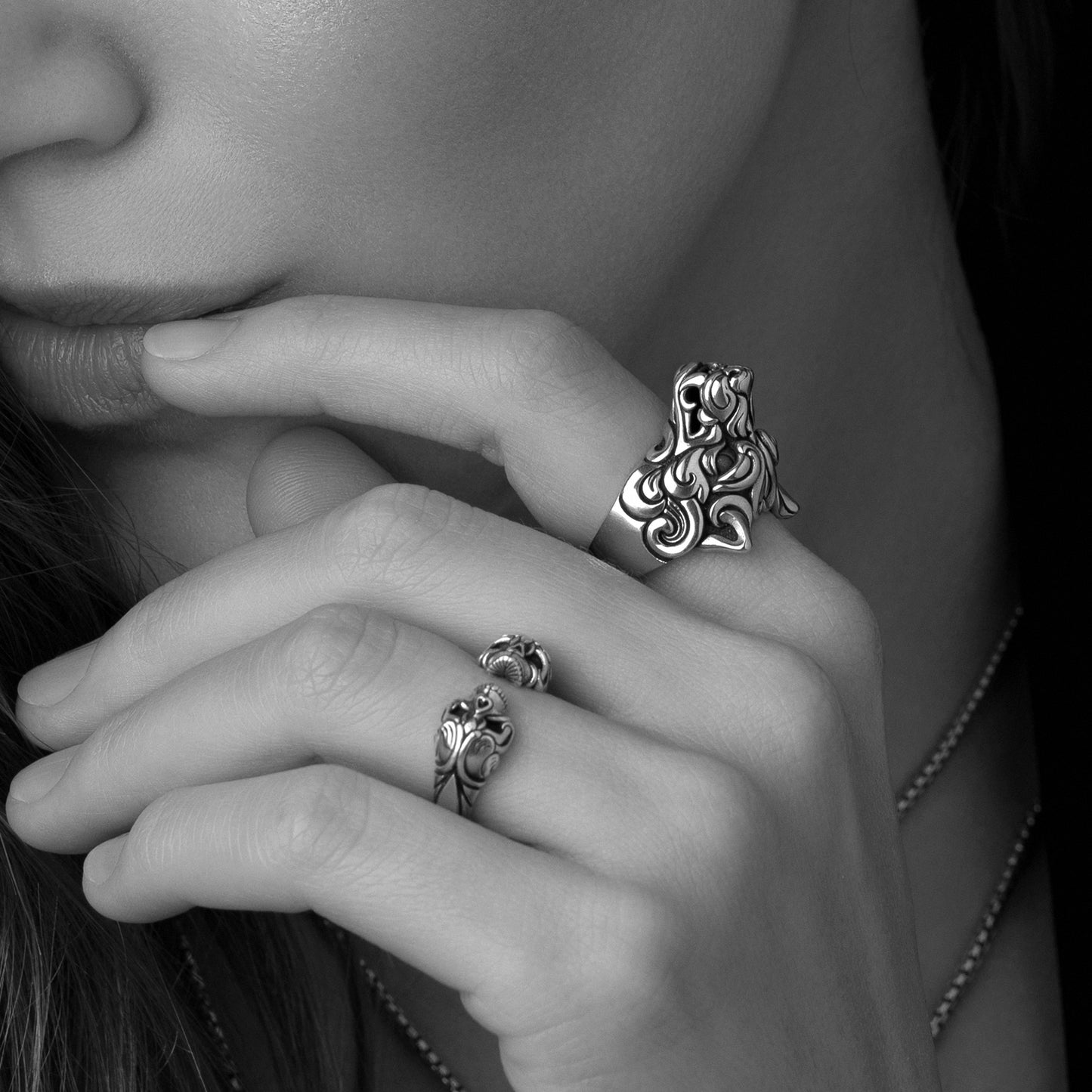 Open Lace Skull Ring